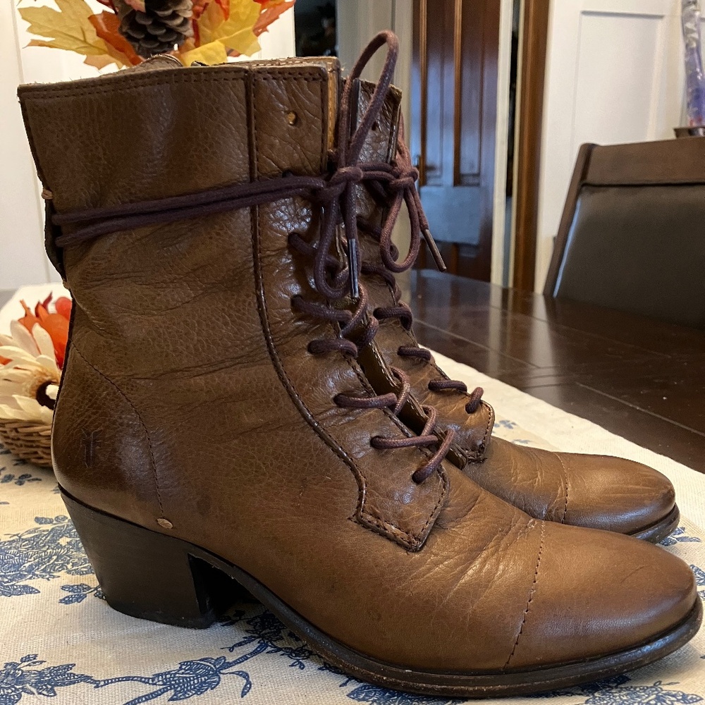 Frye leather boots in style Courtney